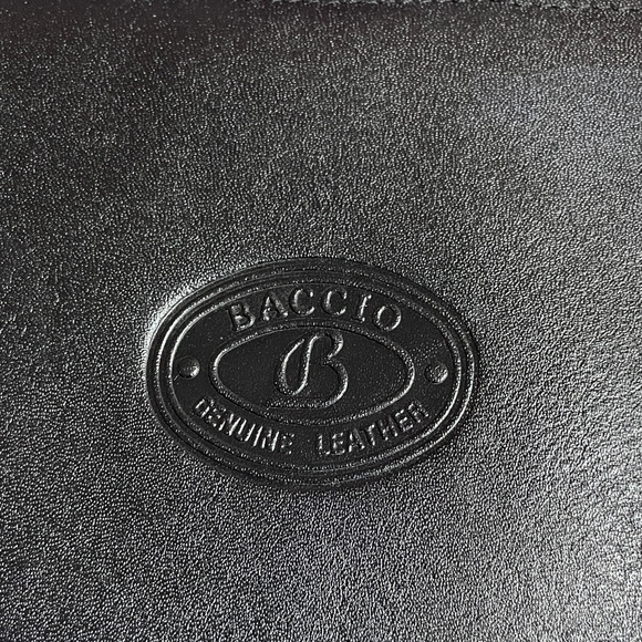 Black Leather Zippered Binder - Genuine Leather - Black Leather Portfolio - Picture 2 of 9